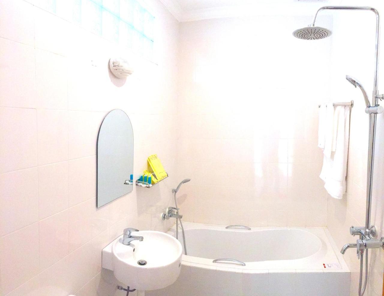 Inle Strand Hotel نياونغ شوي المظهر الخارجي الصورة